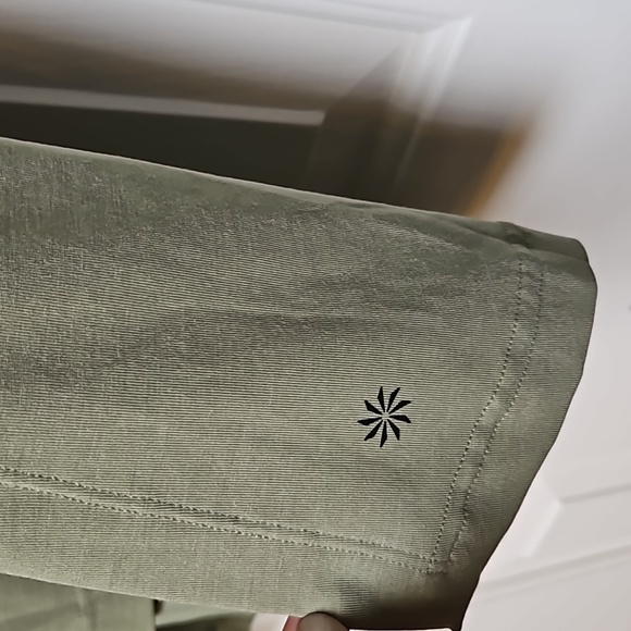 EUC Athleta Green Sleeveless Tank Sz Small - Picture 4 of 8